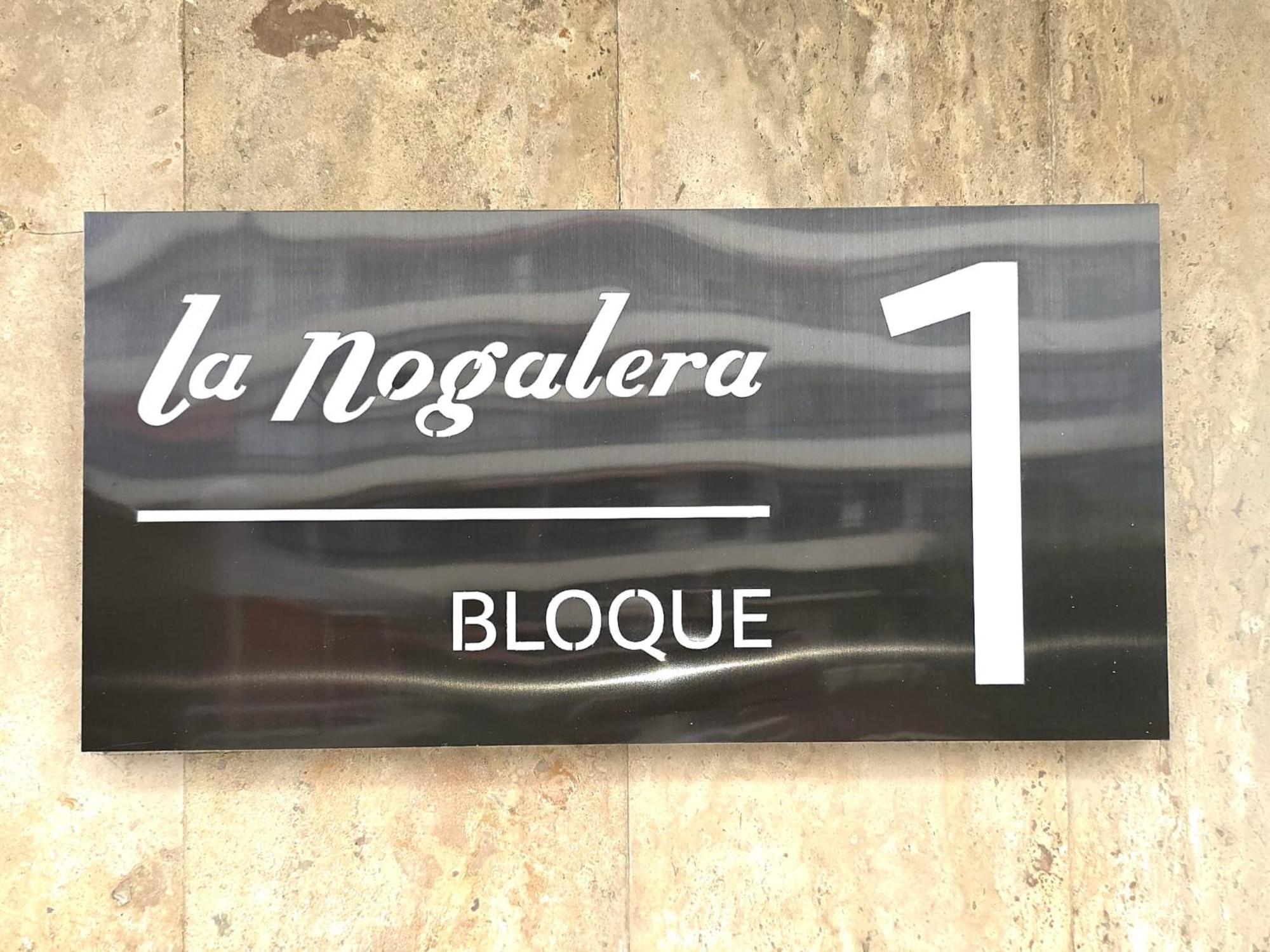 Nogalera Rainbow 2-Bedroom Apartment, Pool And Parking By Namaste Elite Torremolinos Buitenkant foto